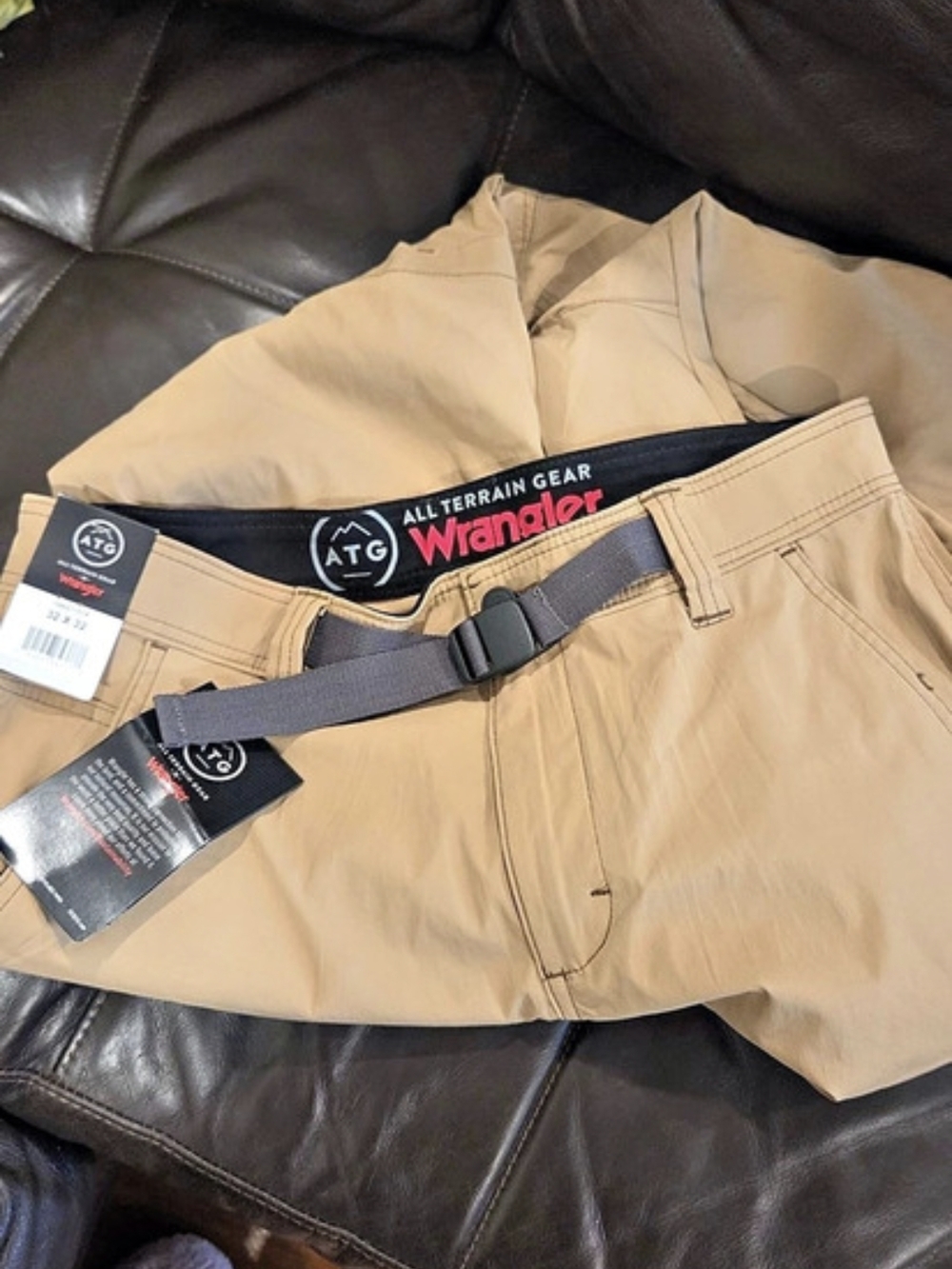 Wrangler ATG by Wrangler All-Terrain Gear Men's Cargo Pants Tan Waist 32 x 32